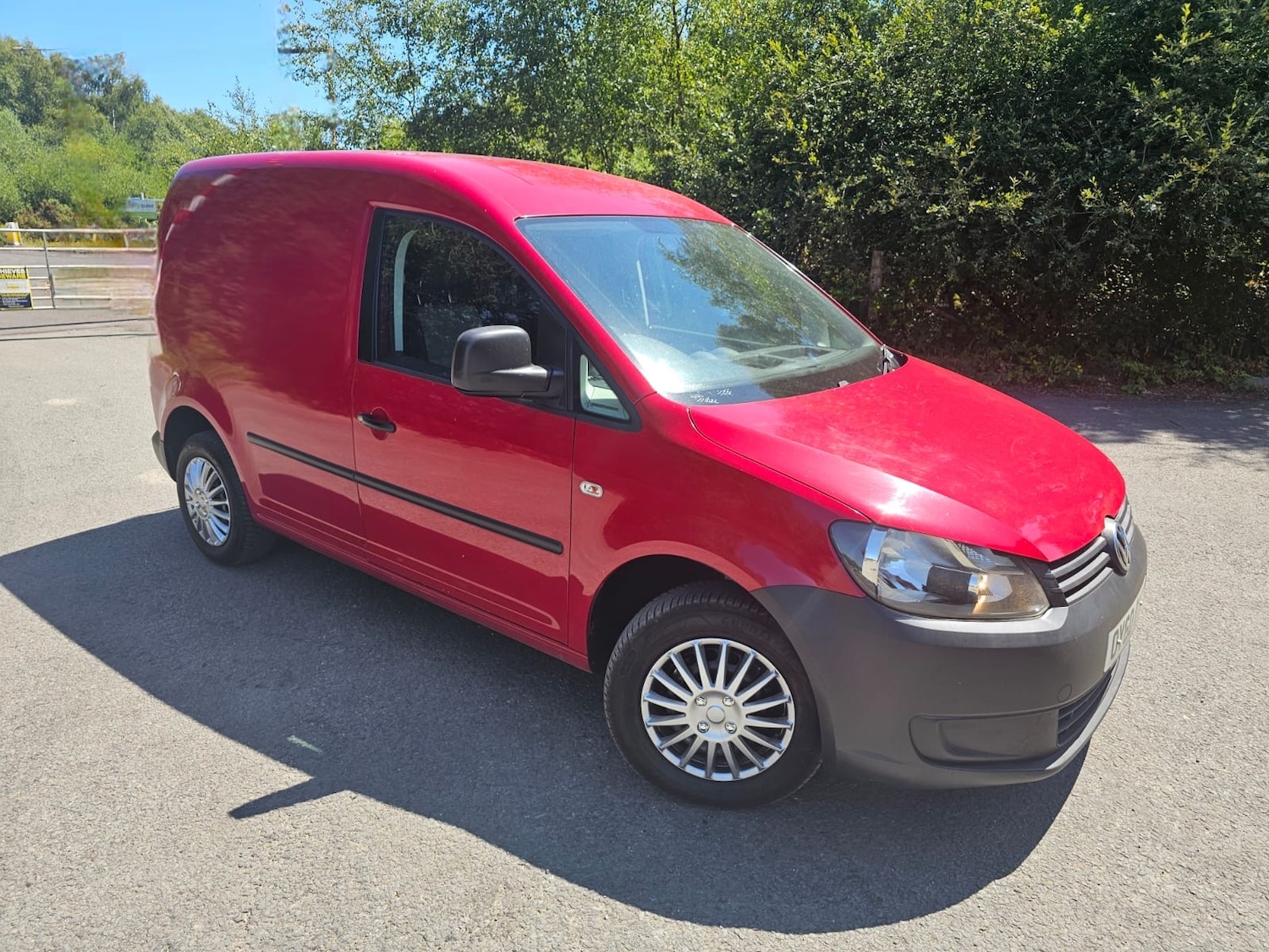 Used Volkswagen Caddy 2010 for sale - 75667583: Photo 1