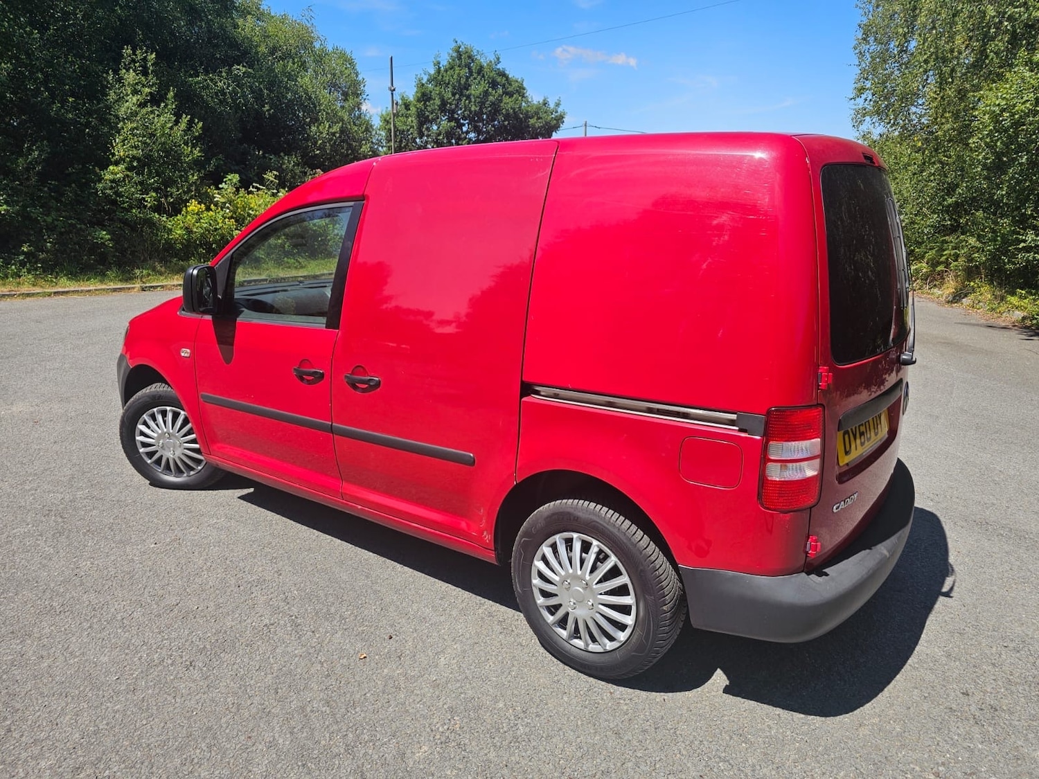 Used Volkswagen Caddy 2010 for sale - 75667583: Photo 2