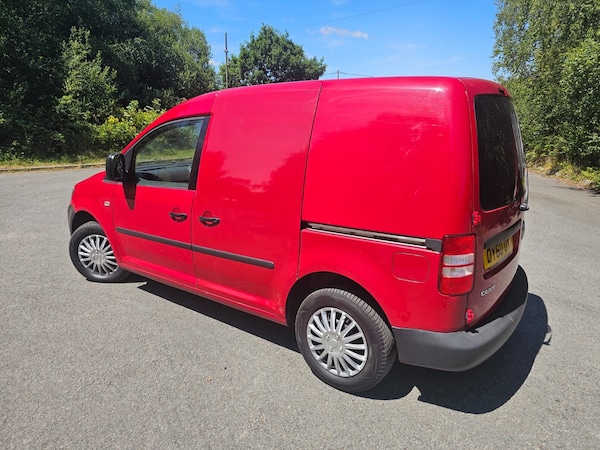 Used Volkswagen Caddy 2010 for sale - 75667583: Photo 2