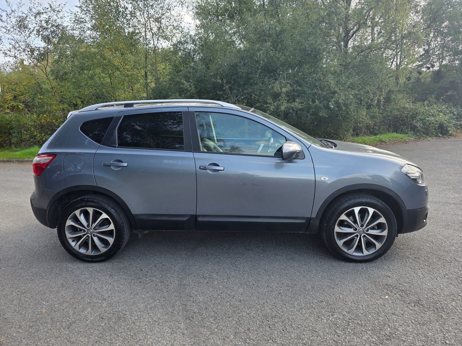 Used Nissan Qashqai 2010 for sale - 76195880: Photo 6