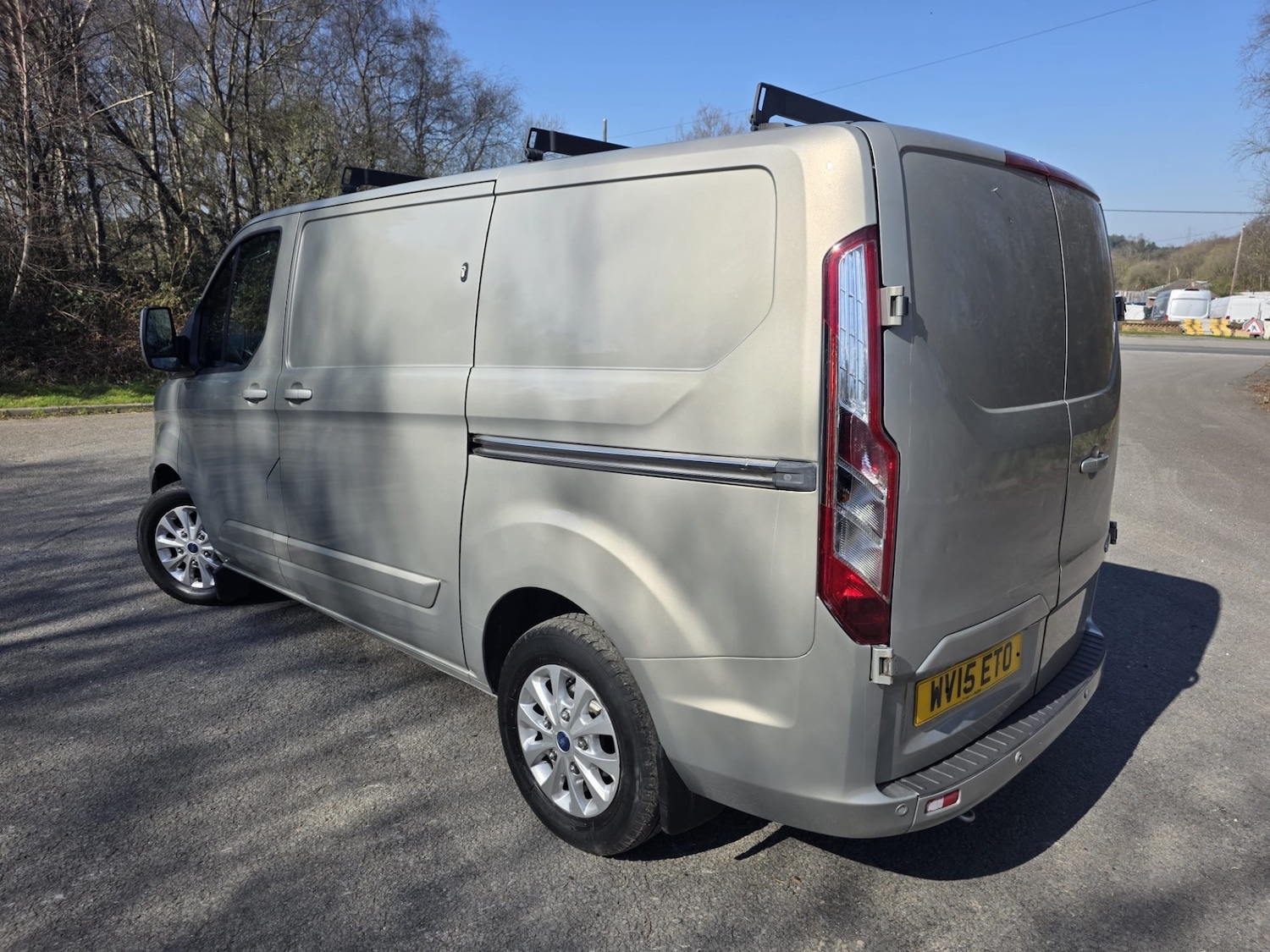 Used Ford Transit Custom 2015 for sale - 77946218: Photo 2