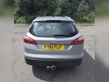 Used Ford Focus 2011 for sale - 75421719: Photo