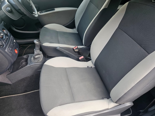 Used Renault Clio 2009 for sale - 75615609: Photo 10