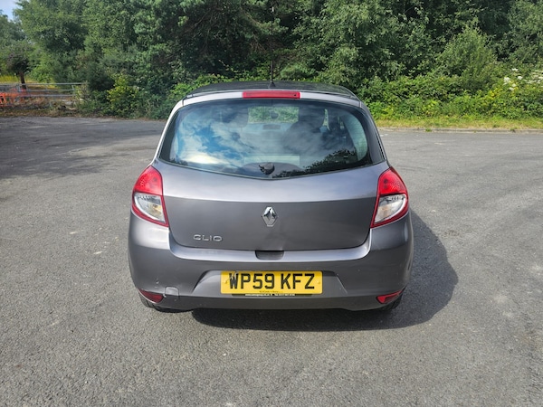 Used Renault Clio 2009 for sale - 75615609: Photo 4