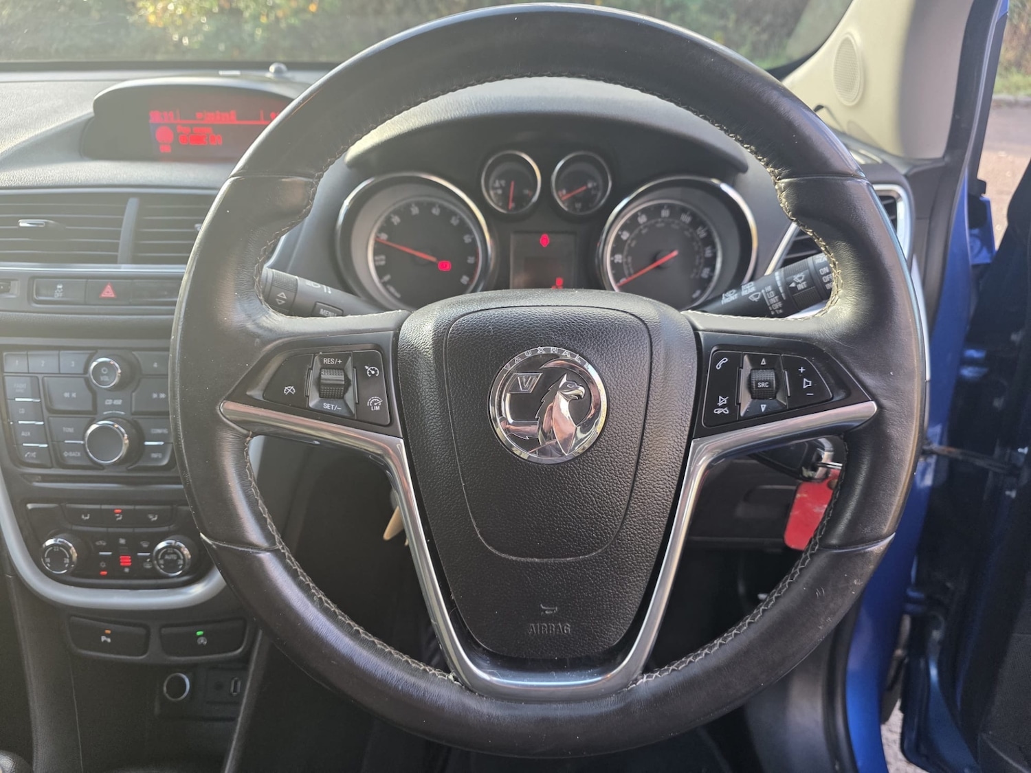 Used Vauxhall Mokka 2015 for sale - 77528395: Photo 14