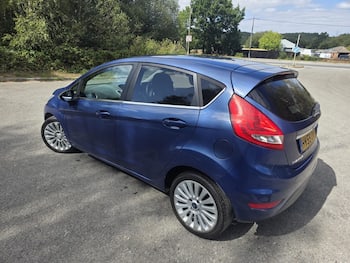 Used Ford Fiesta 2009 for sale - 79853701: Photo