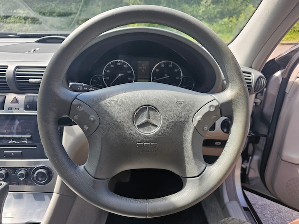 Used Mercedes-Benz C Class 2006 for sale - 75615604: Photo 14