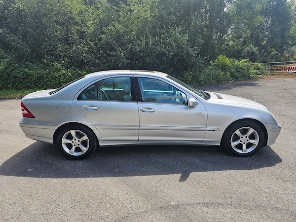 Used Mercedes-Benz C Class 2006 for sale - 75615604: Photo 6
