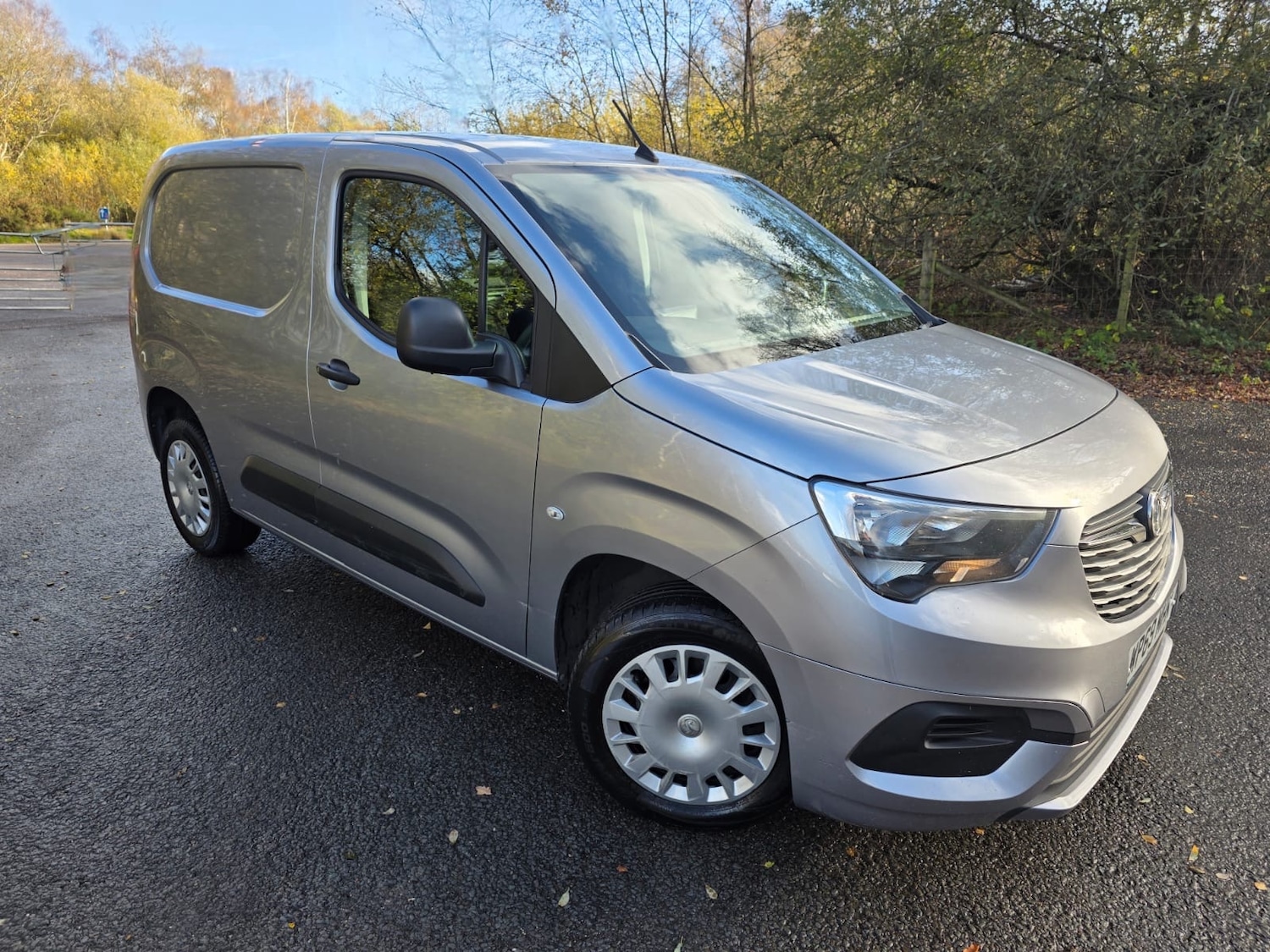 Used Vauxhall Combo 2019 for sale - 76736129: Photo 1