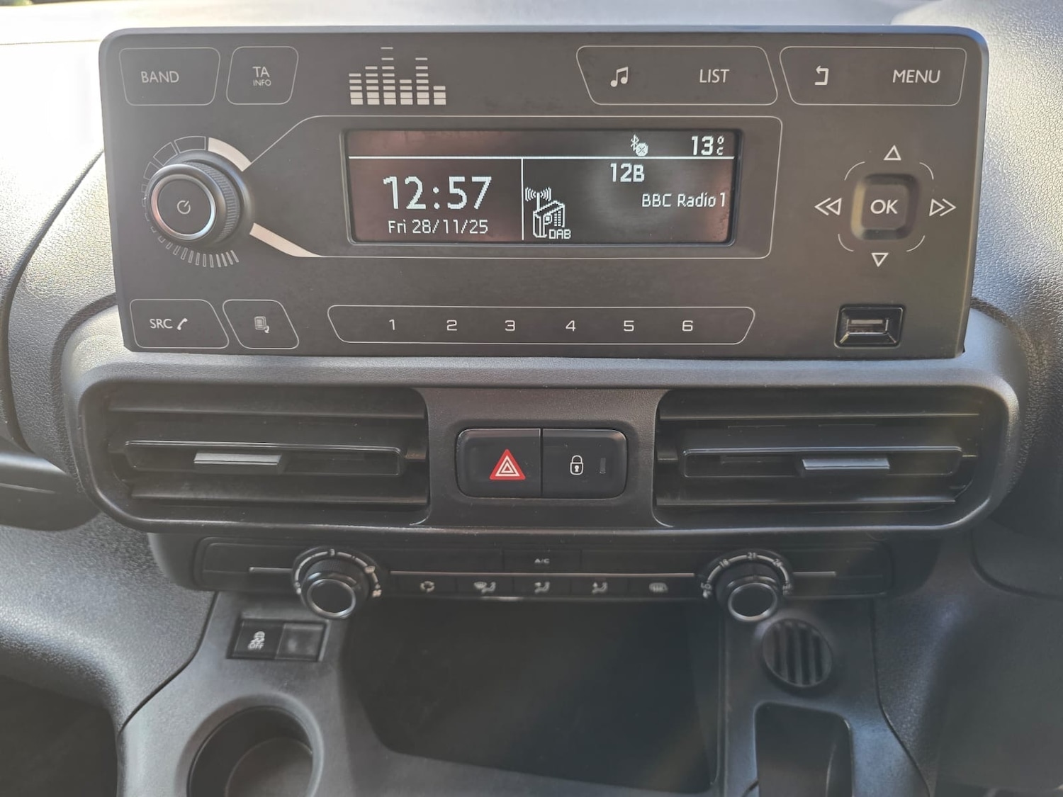 Used Vauxhall Combo 2019 for sale - 76736129: Photo 11