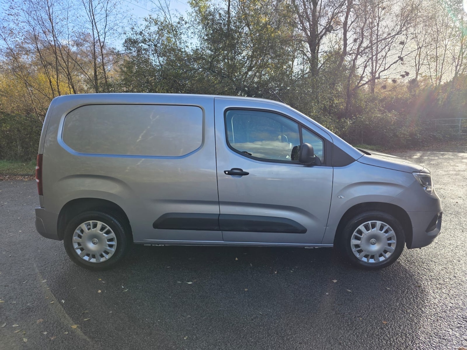 Used Vauxhall Combo 2019 for sale - 76736129: Photo 6