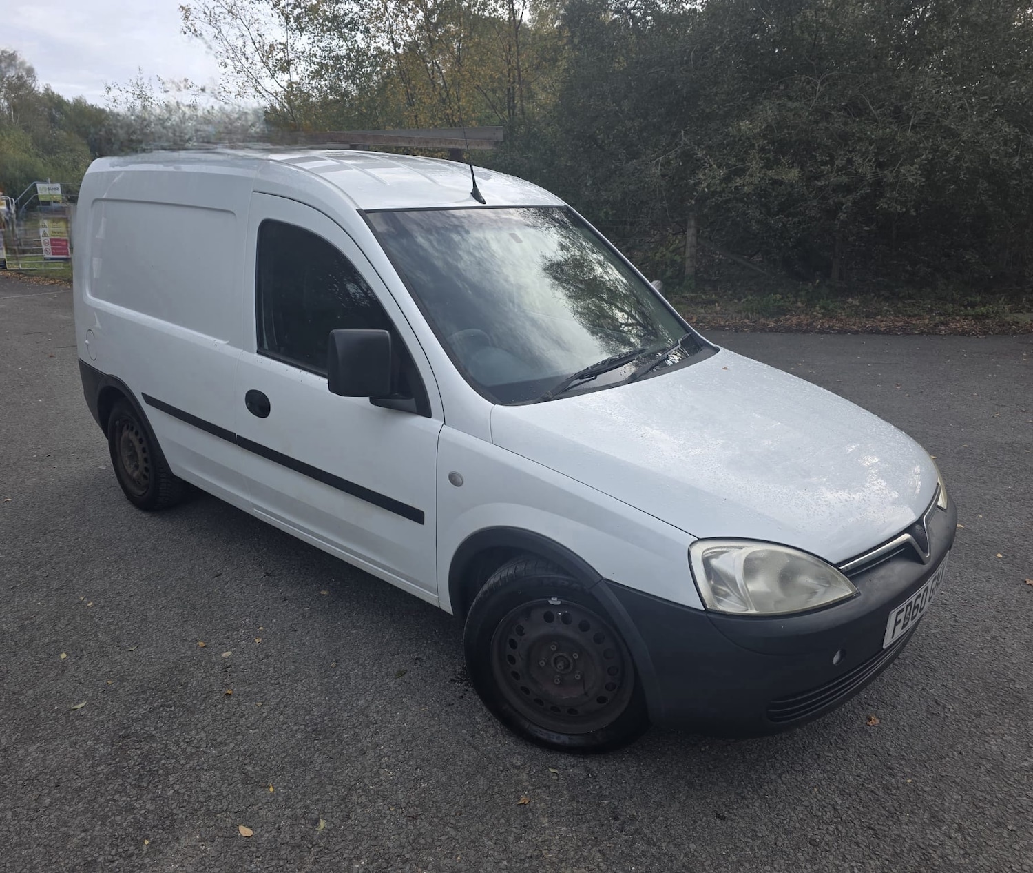 Used Vauxhall Combo 2011 for sale - 76415375: Photo 1