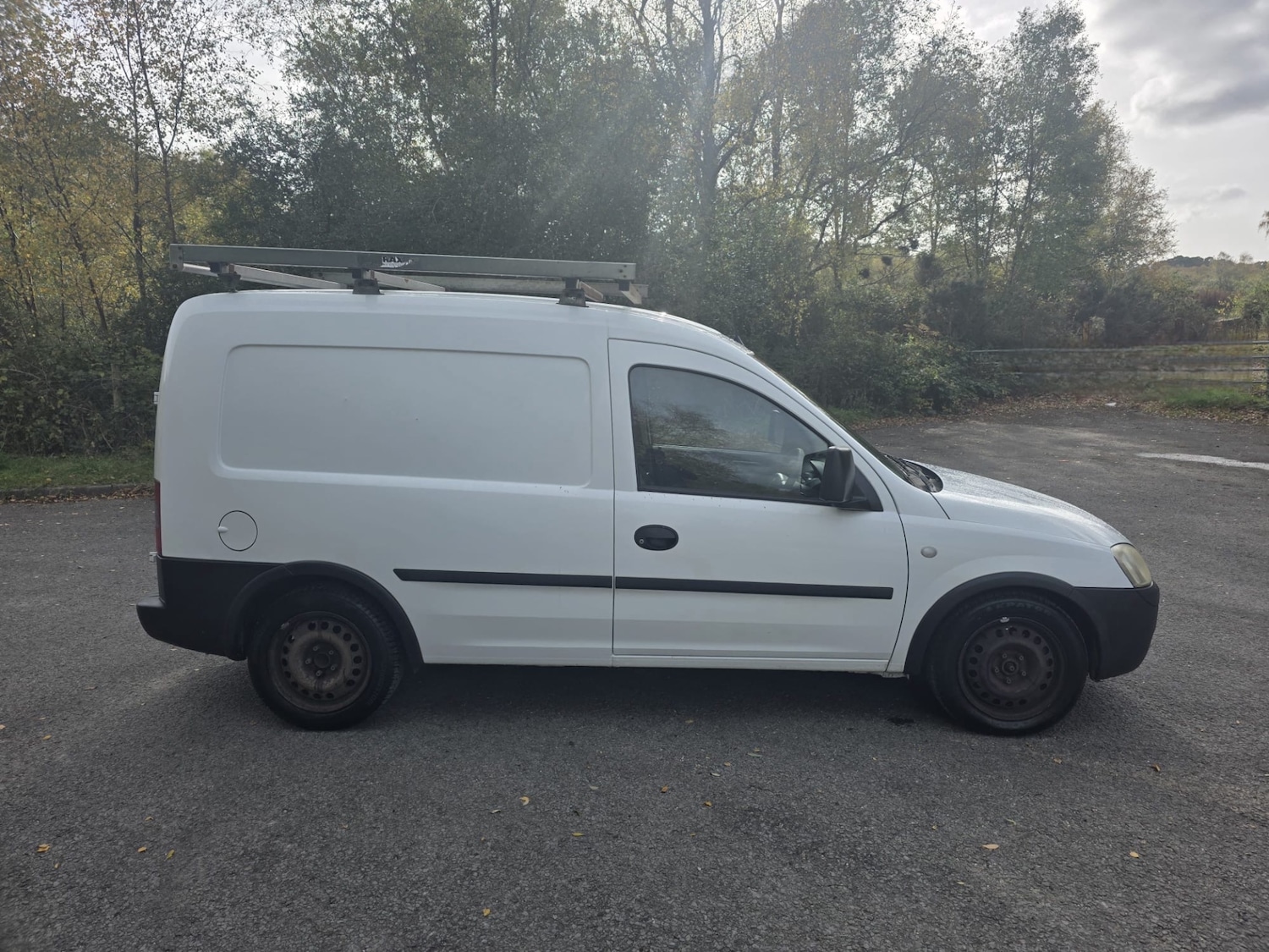 Used Vauxhall Combo 2011 for sale - 76415375: Photo 6