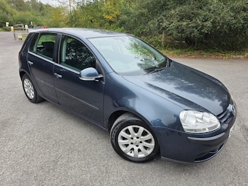 Volkswagen - Golf