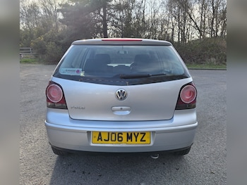 Used Volkswagen Polo 2006 for sale - 77732358: Photo