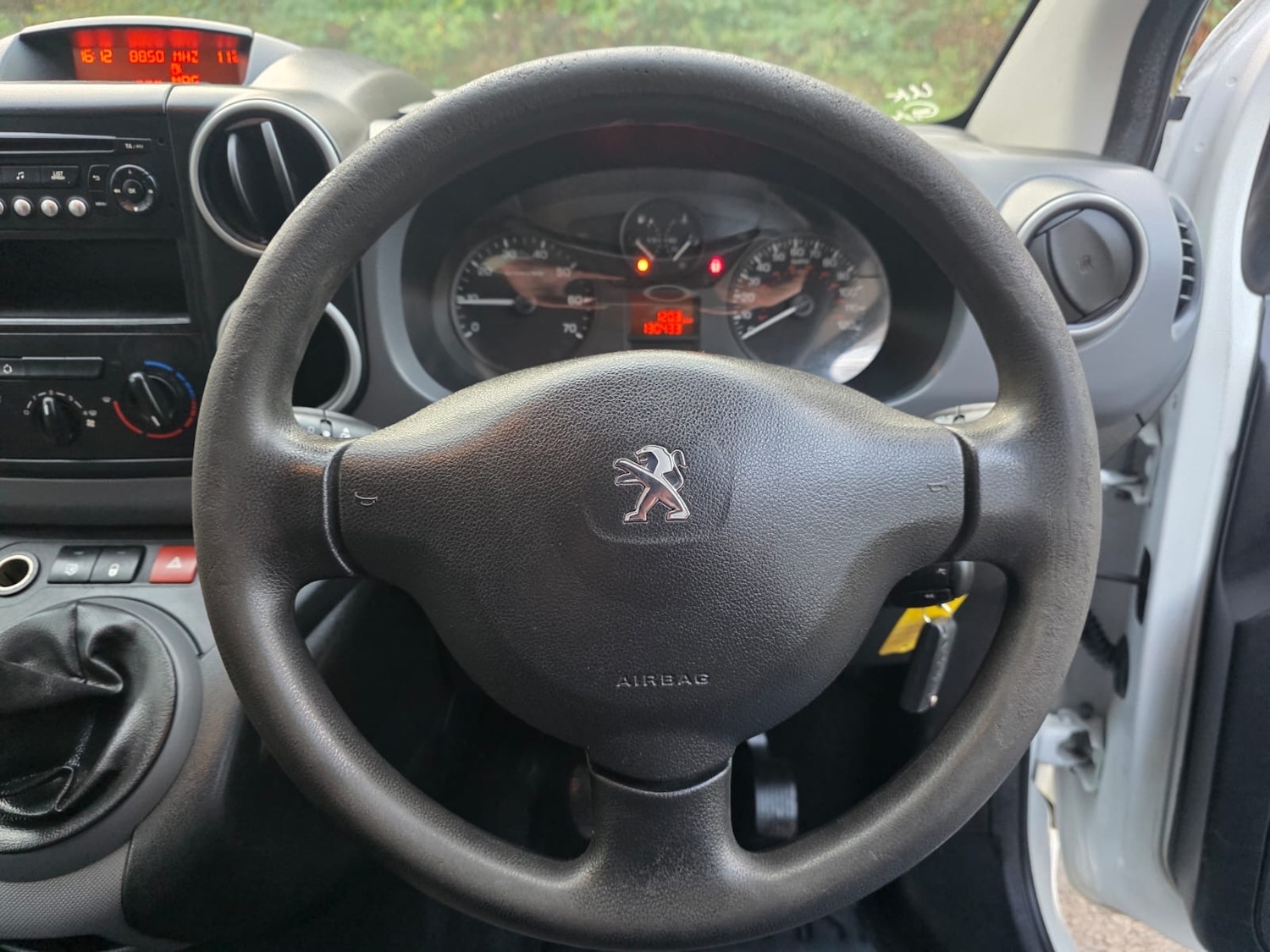 Used Peugeot Partner 2014 for sale - 76737906: Photo 10