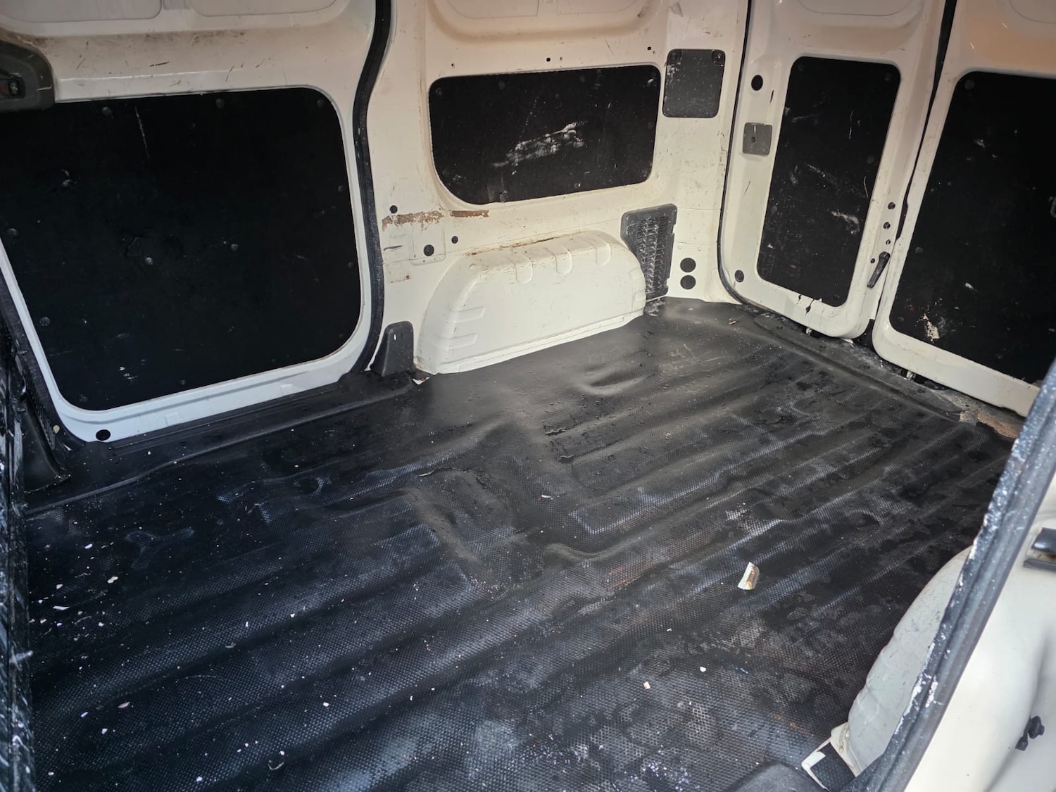 Used Nissan NV200 2013 for sale - 76958862: Photo 9