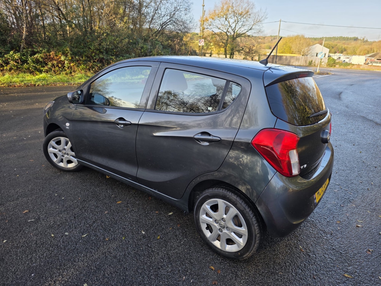 Used Vauxhall Viva 2019 for sale - 76748670: Photo 2