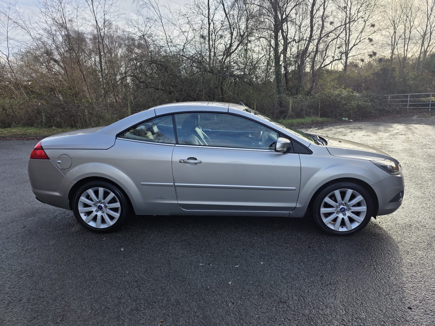 Used Ford Focus CC 2010 for sale - 77663694: Photo 10