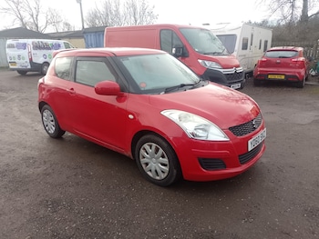 Used Suzuki Swift 2010 for sale - 77590151: Photo