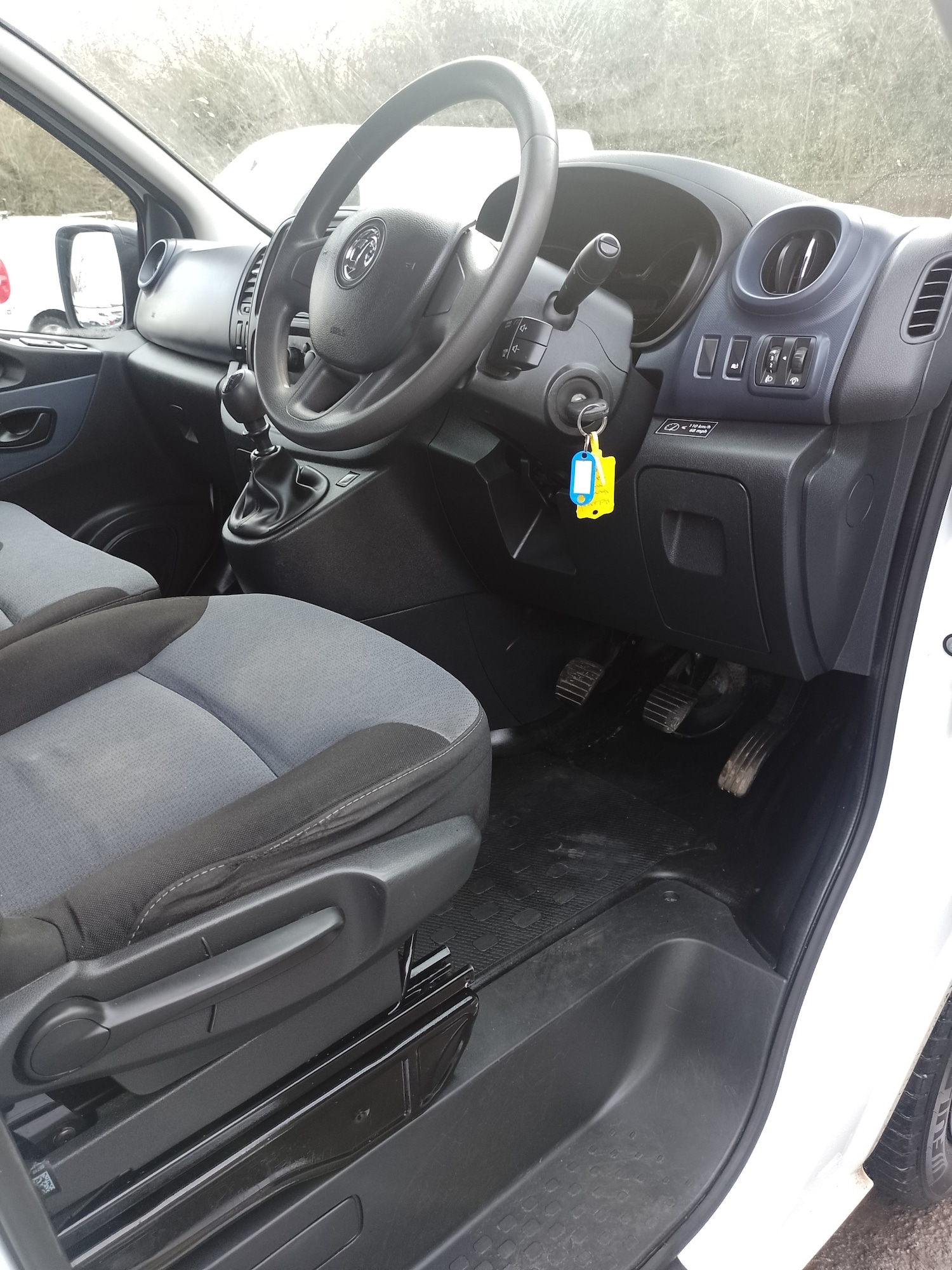 Used Vauxhall Vivaro 2016 for sale - 76831237: Photo 10