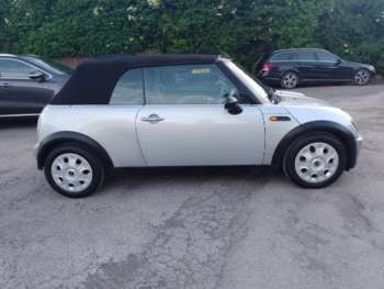 Used MINI Convertible 2005 for sale - 74878363: Photo
