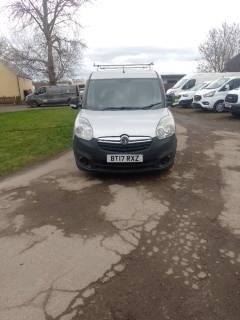 Used Vauxhall Combo 2017 for sale - 77591509: Photo 3