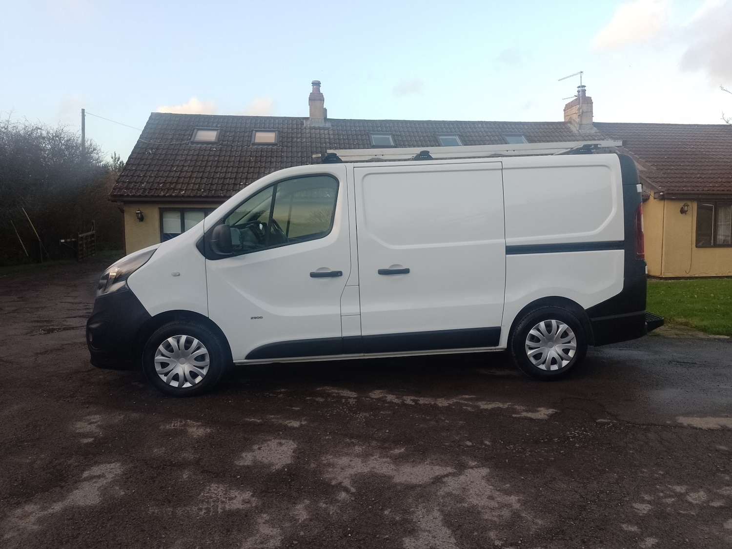 Used Vauxhall Vivaro 2017 for sale - 76860099: Photo 5