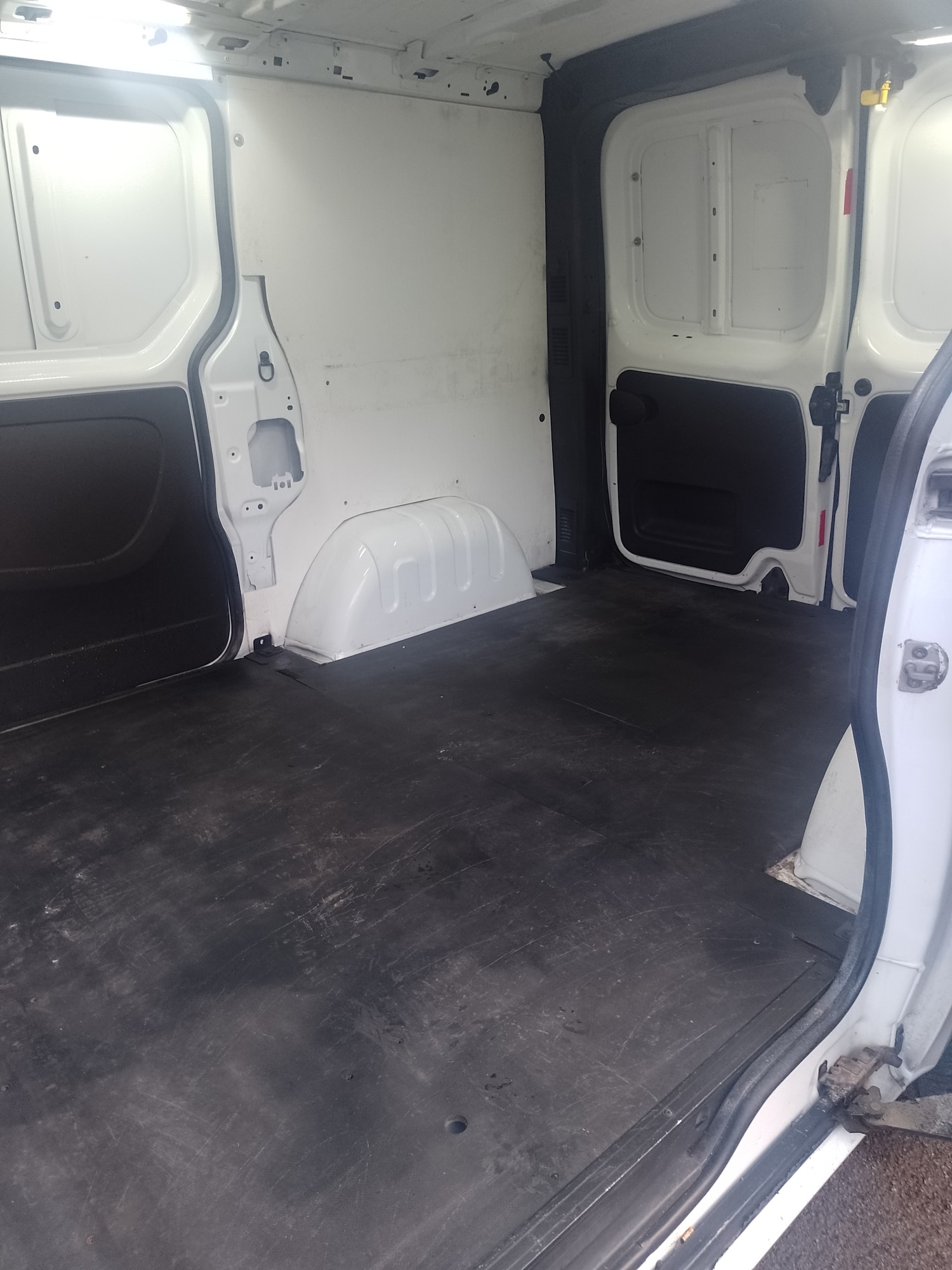 Used Vauxhall Vivaro 2017 for sale - 76860099: Photo 9