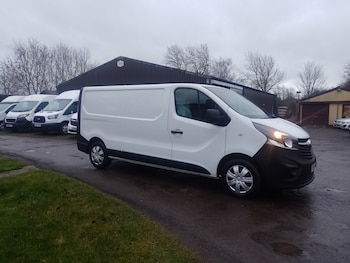 Vauxhall Vivaro feature image