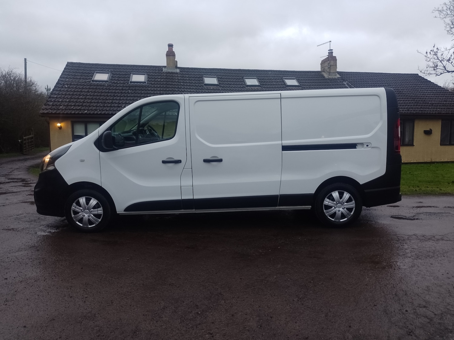 Used Vauxhall Vivaro 2018 for sale - 77274324: Photo 5