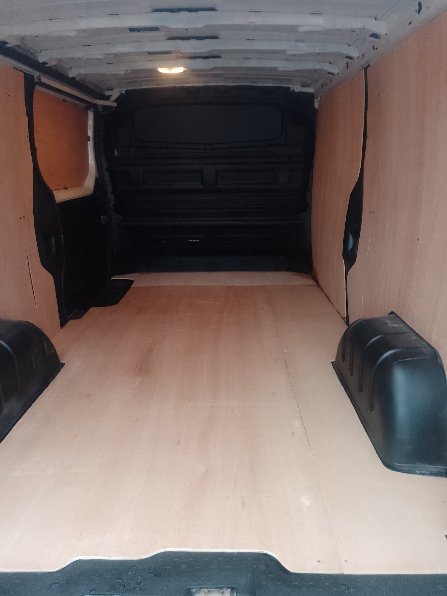 Used Vauxhall Vivaro 2018 for sale - 77274324: Photo 7