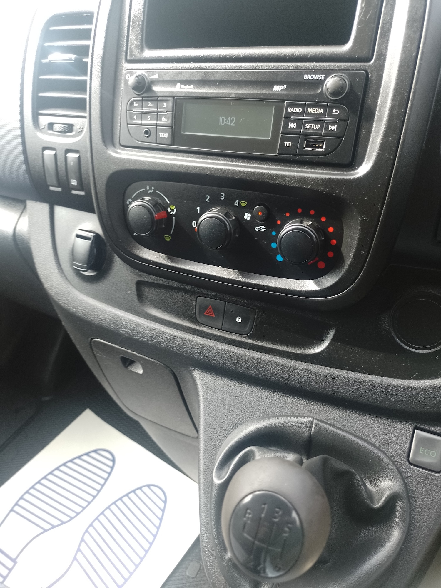 Used Vauxhall Vivaro 2018 for sale - 76252970: Photo 11