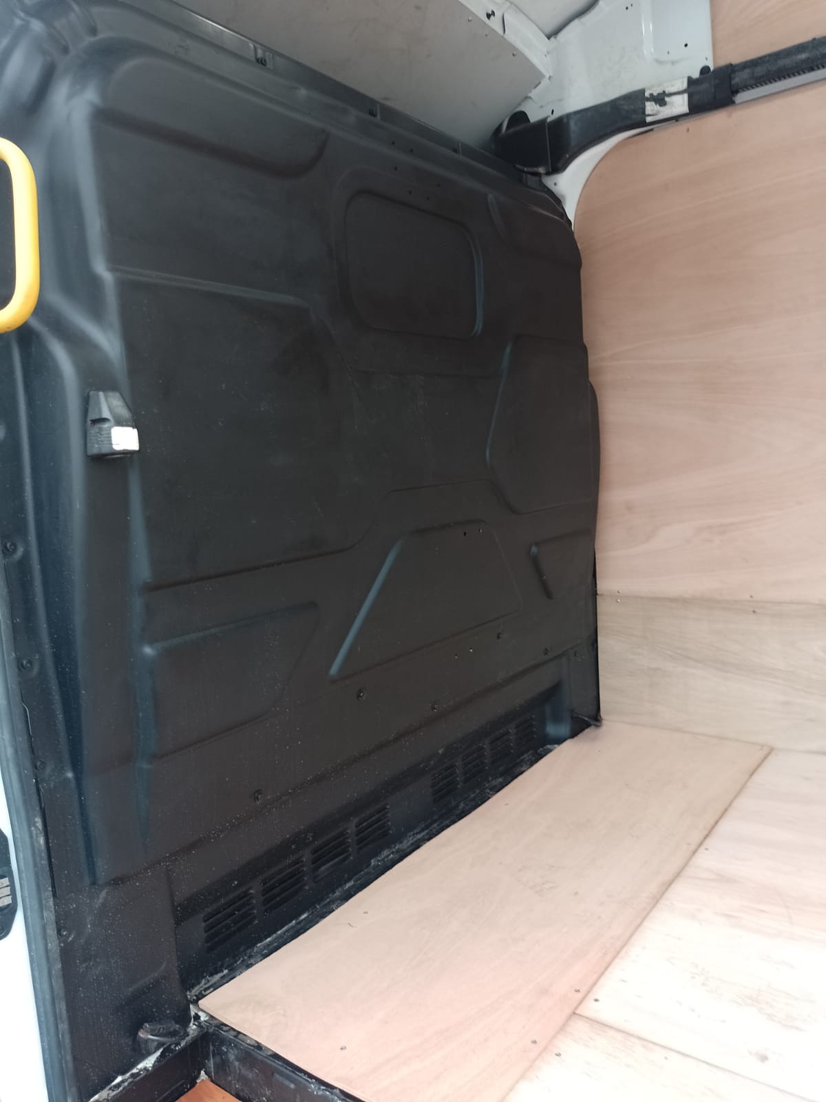 Used Ford Transit 2019 for sale - 76461393: Photo 9