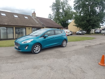 Used Ford Fiesta 2018 for sale - 79080906: Photo