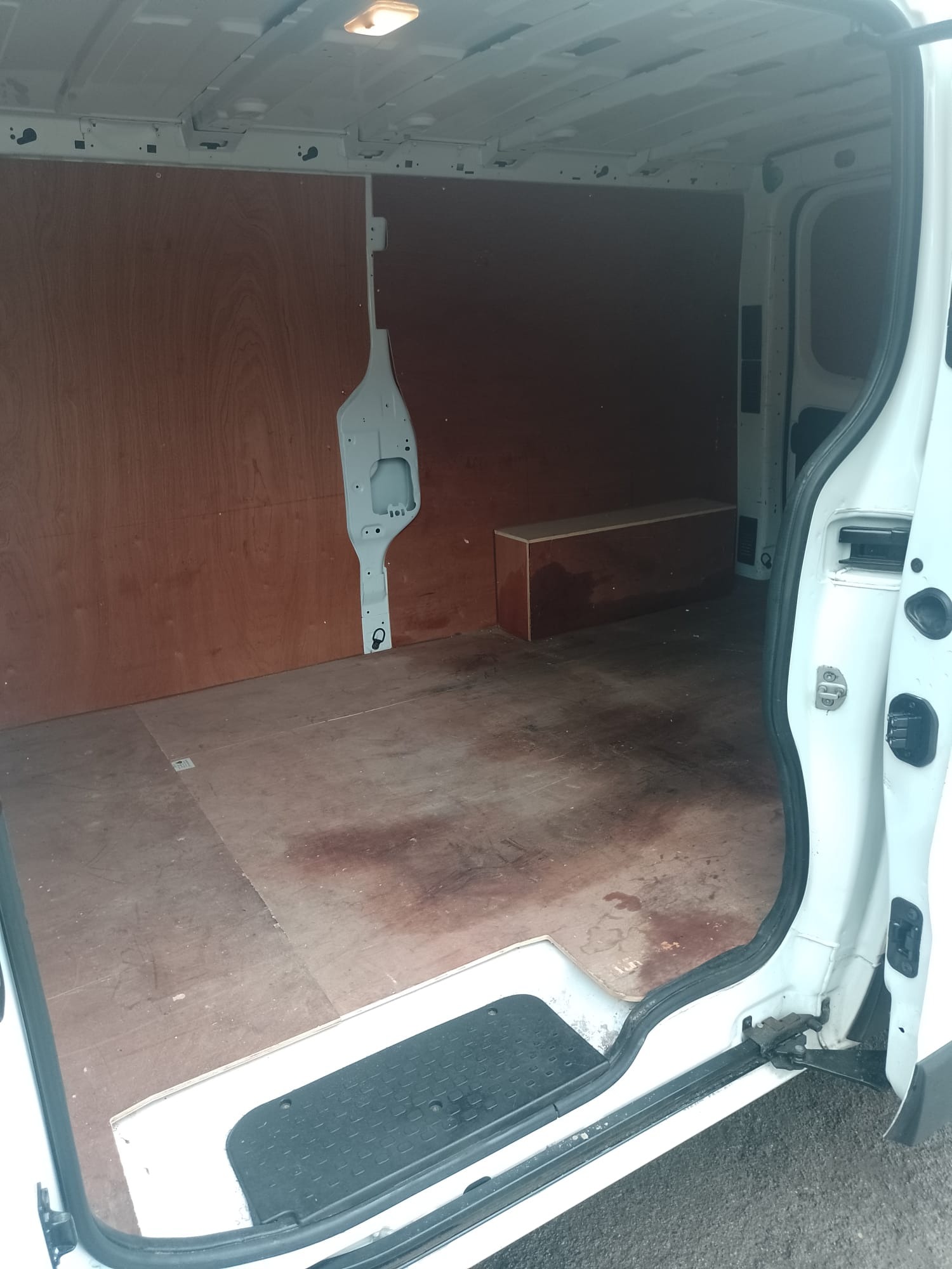 Used Vauxhall Vivaro 2018 for sale - 77104605: Photo 13