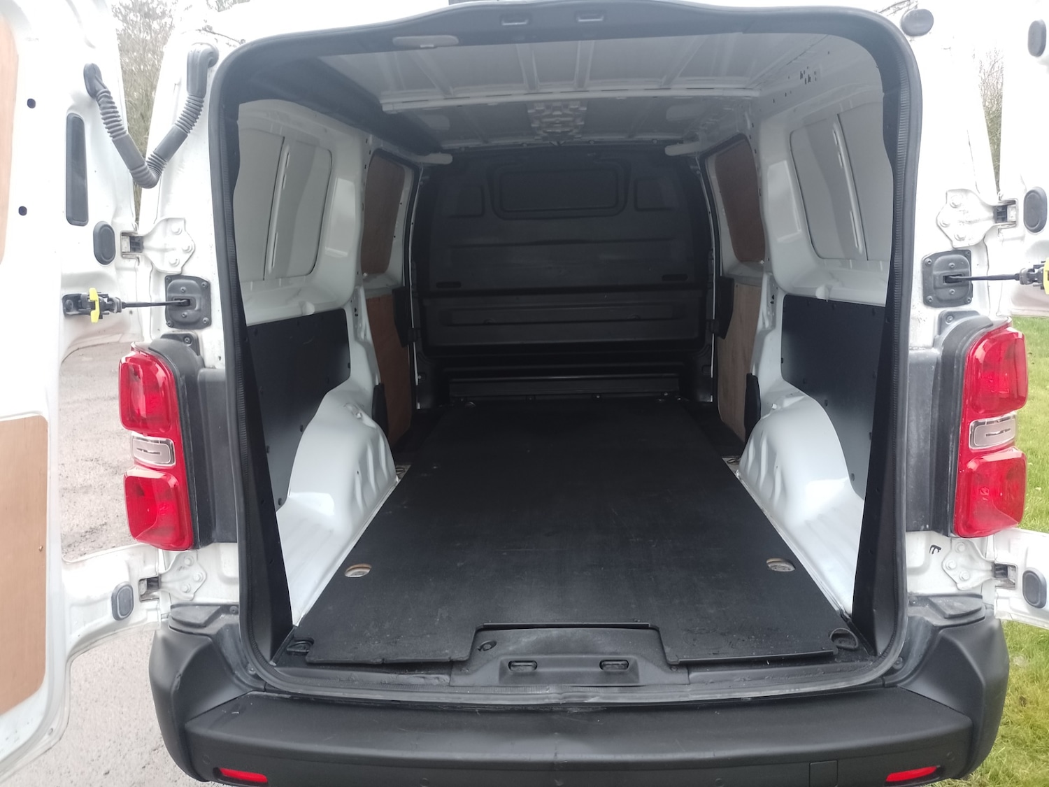 Used Vauxhall Vivaro 2021 for sale - 77365582: Photo 7