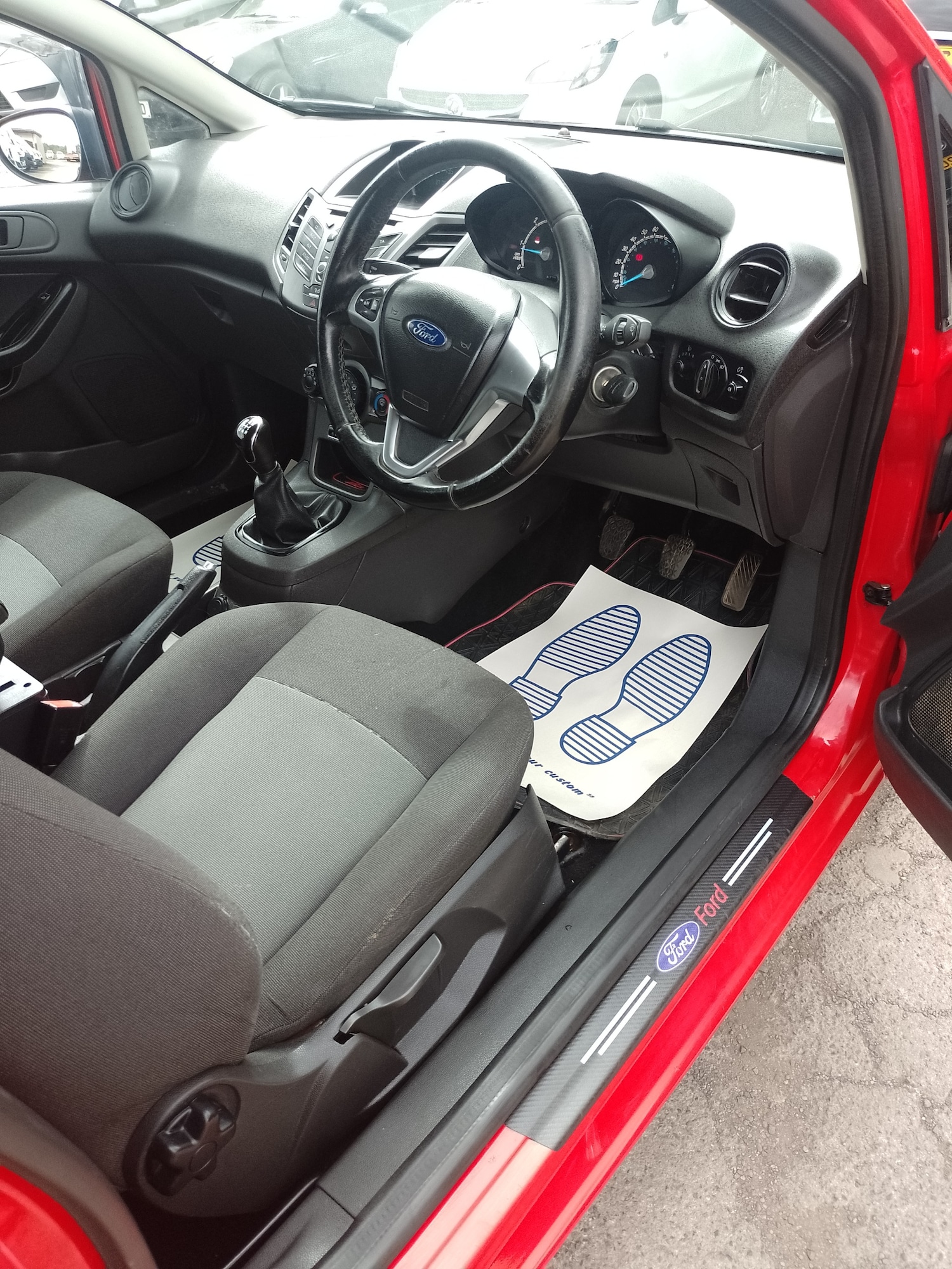 Used Ford Fiesta 2015 for sale - 76831108: Photo 8