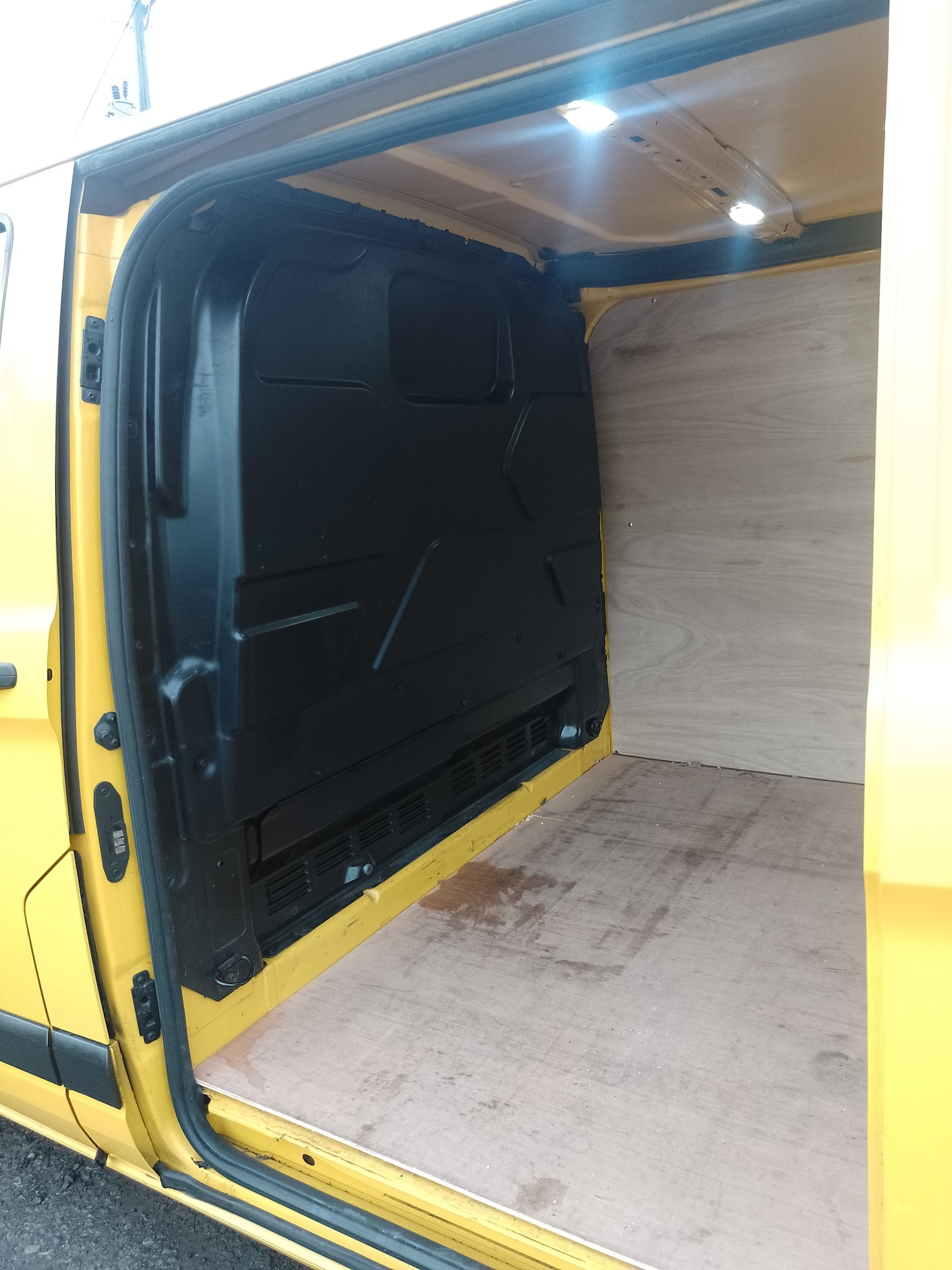 Used Ford Transit Custom 2019 for sale - 77104600: Photo 9