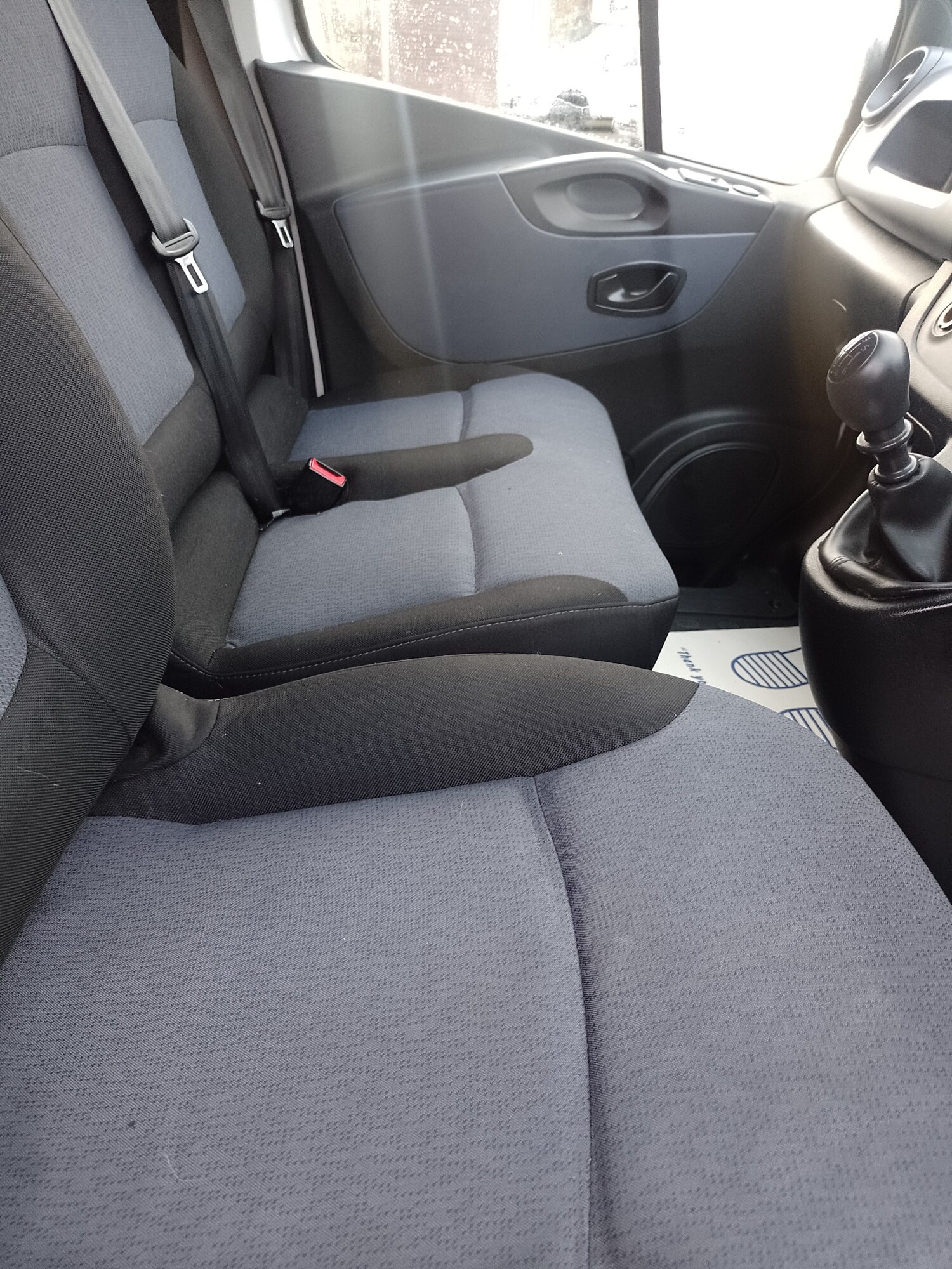 Used Vauxhall Vivaro 2015 for sale - 77932937: Photo 12