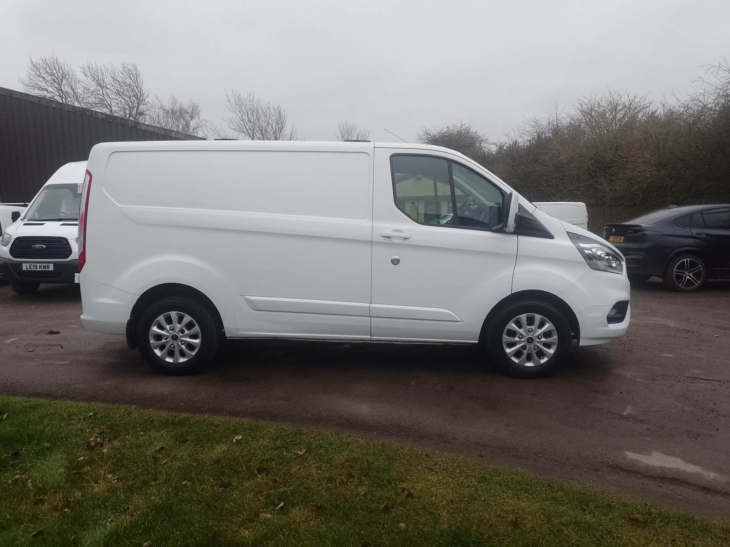 Used Ford Transit Custom 2020 for sale - 77903167: Photo 2