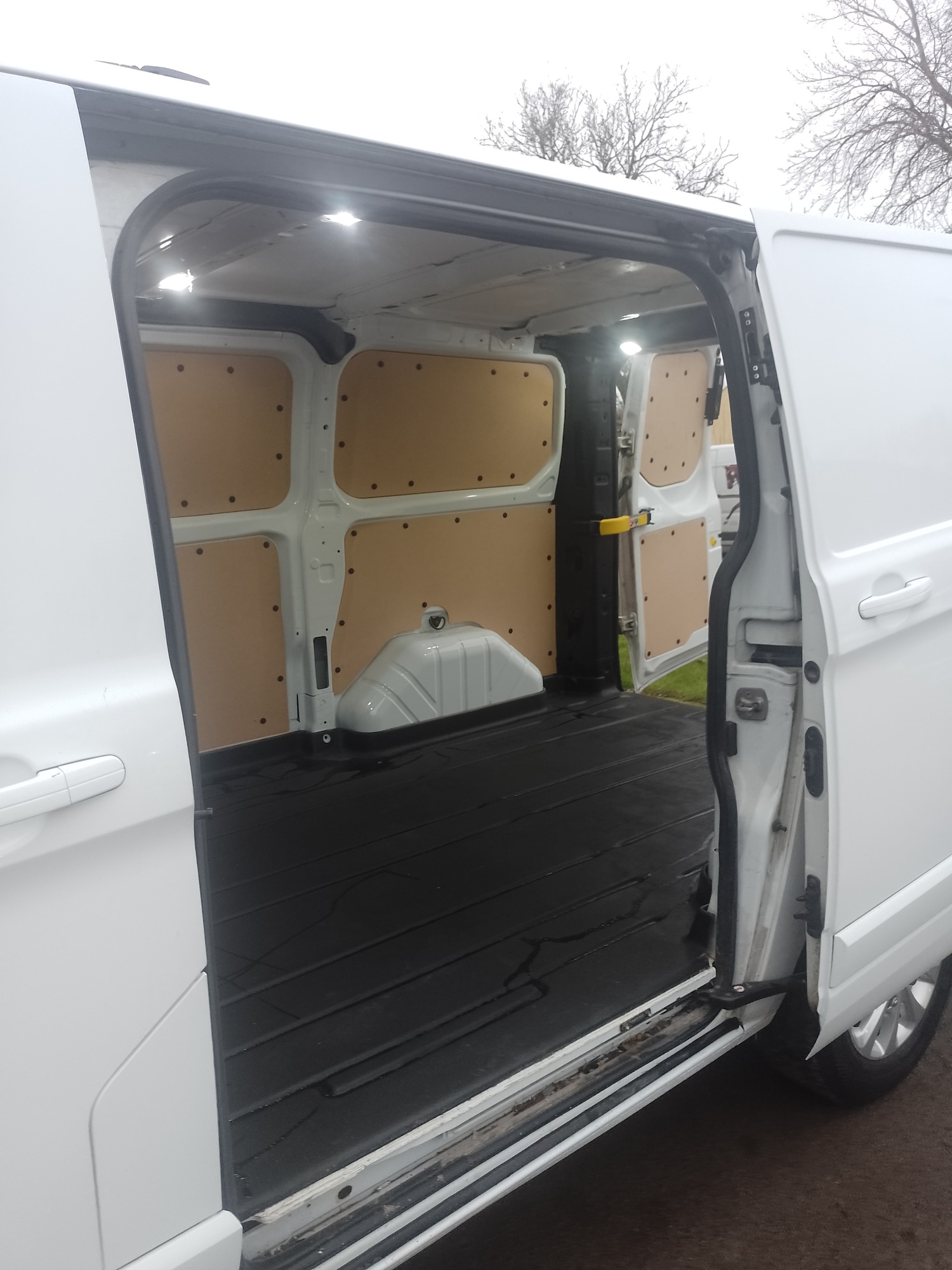 Used Ford Transit Custom 2020 for sale - 77903167: Photo 8