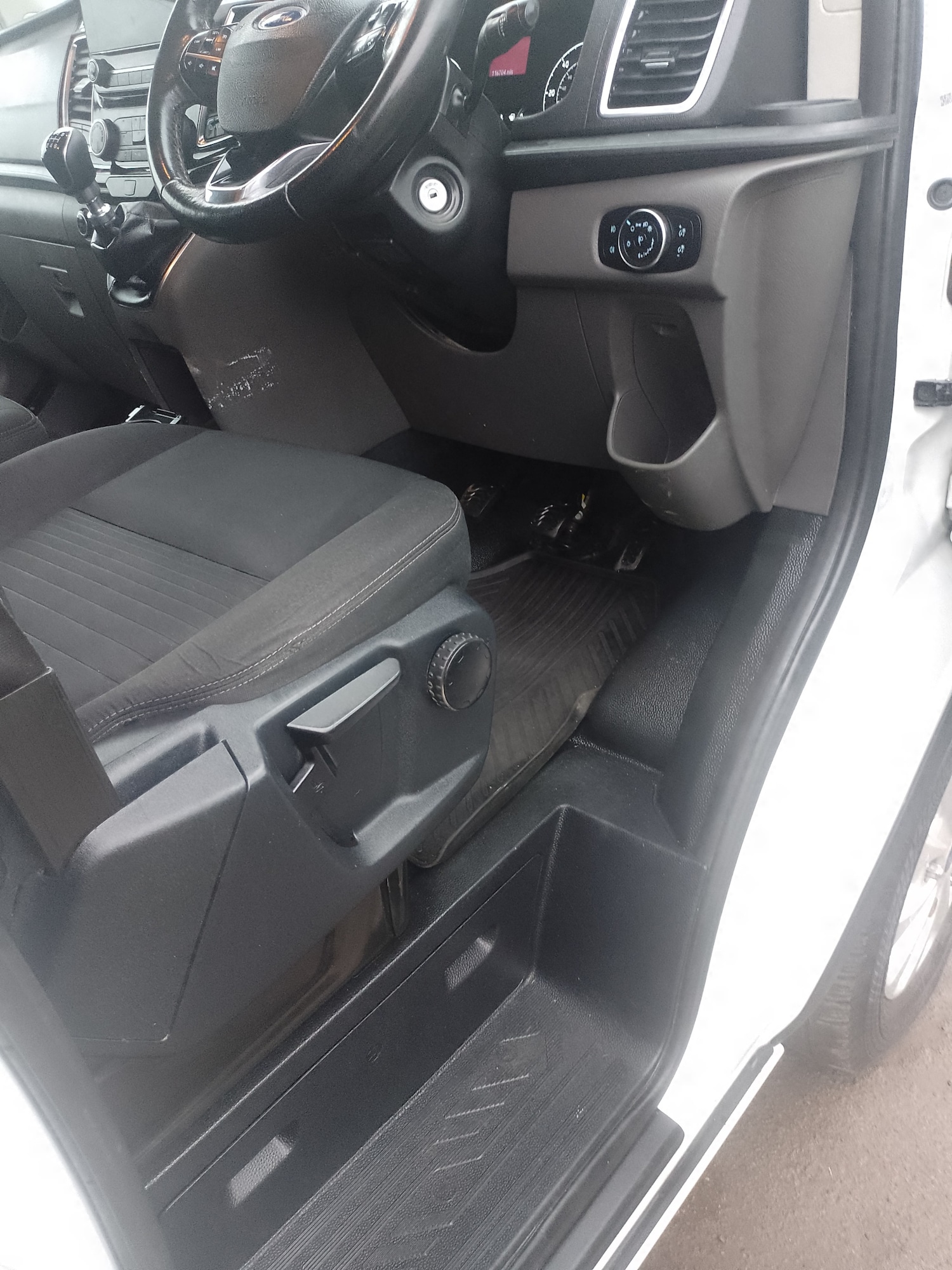 Used Ford Transit Custom 2020 for sale - 77903167: Photo 9