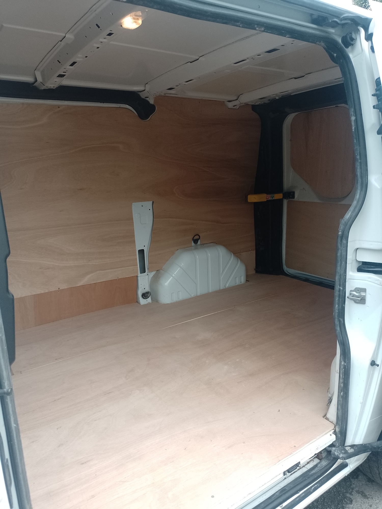 Used Ford Transit Custom 2018 for sale - 76142610: Photo 8