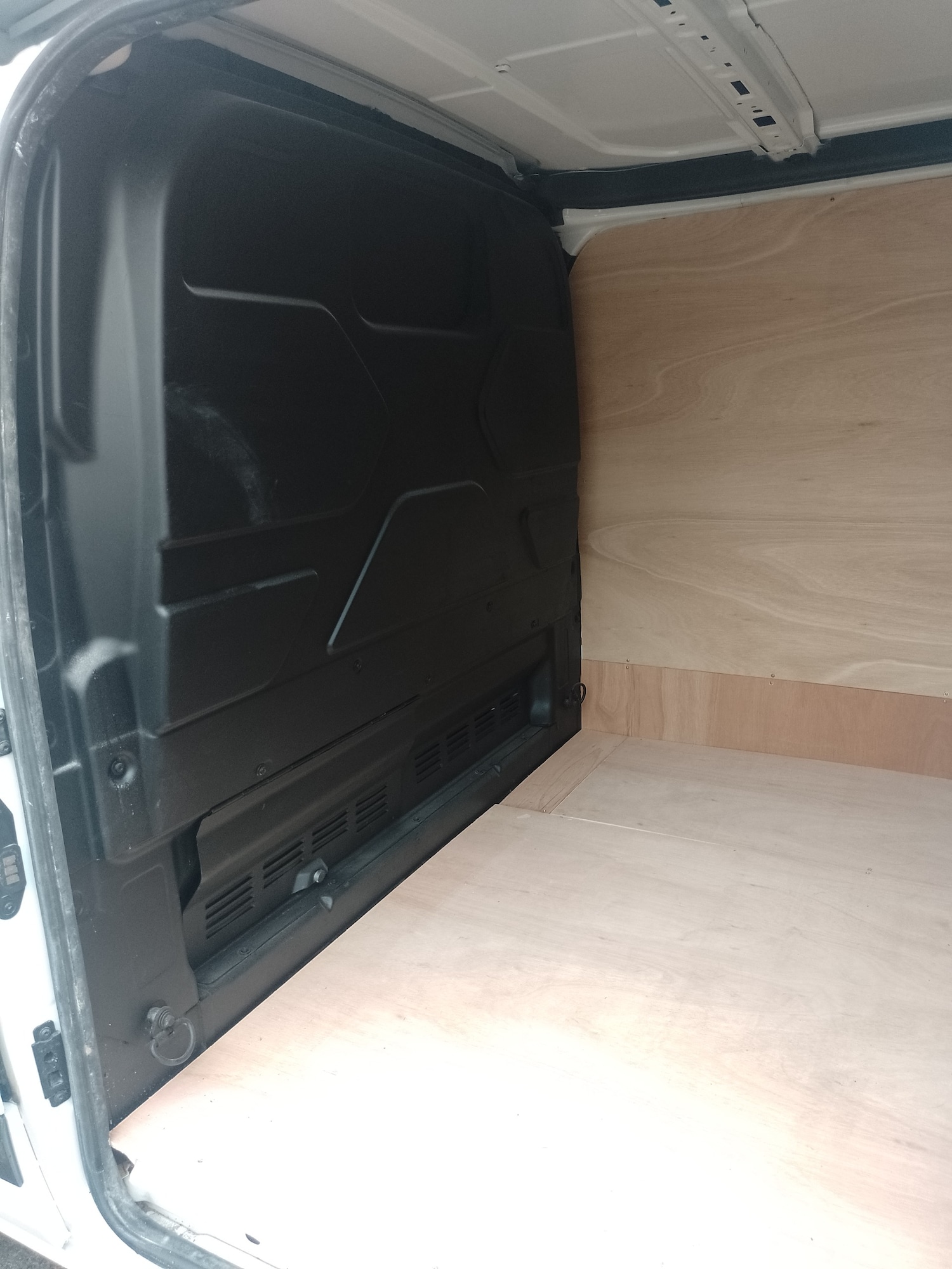 Used Ford Transit Custom 2018 for sale - 76142610: Photo 9