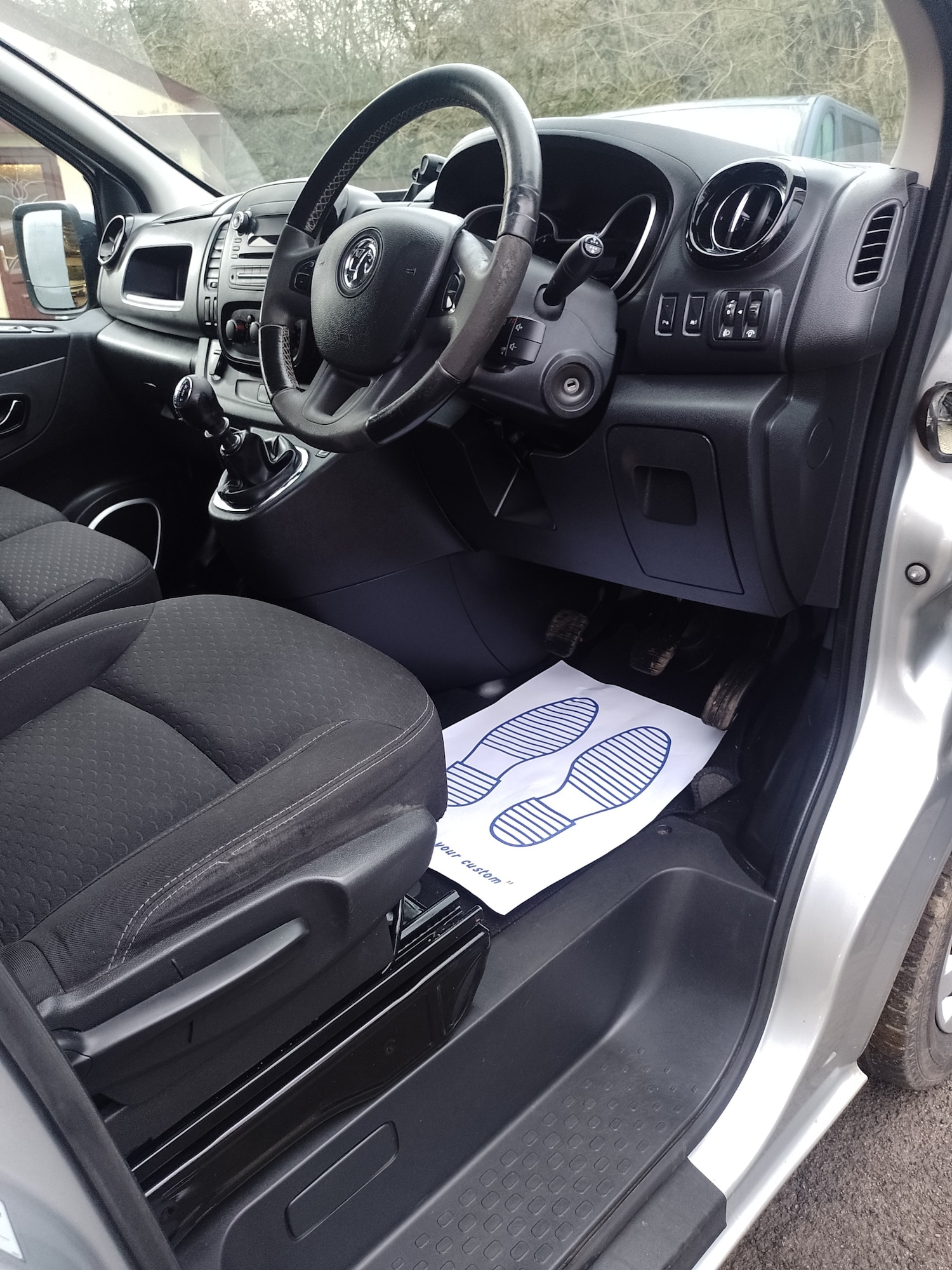 Used Vauxhall Vivaro 2017 for sale - 76807055: Photo 10