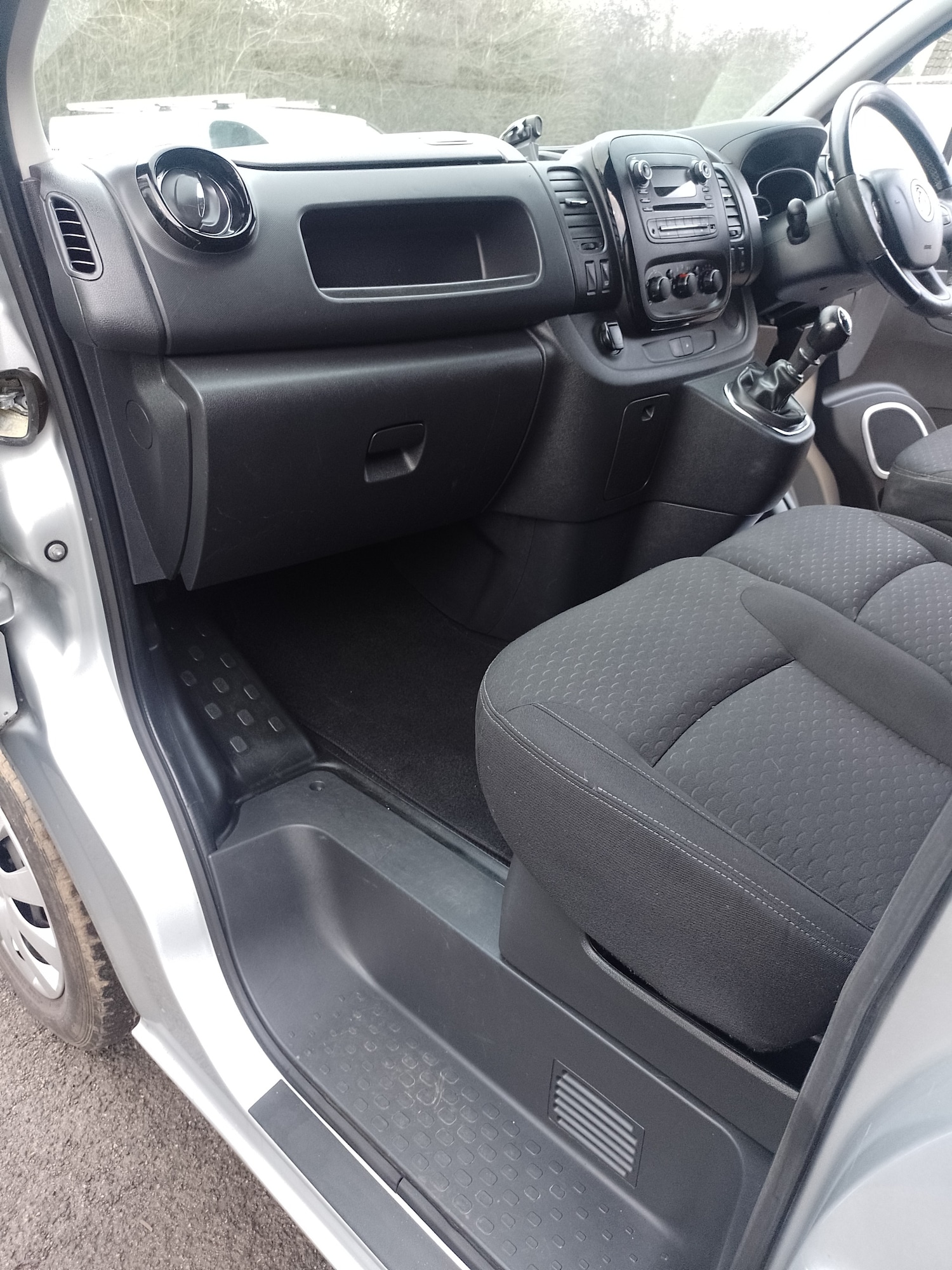 Used Vauxhall Vivaro 2017 for sale - 76807055: Photo 12