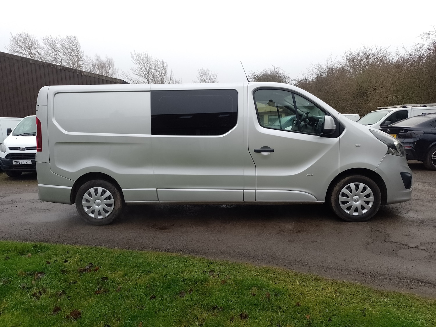 Used Vauxhall Vivaro 2017 for sale - 76807055: Photo 2