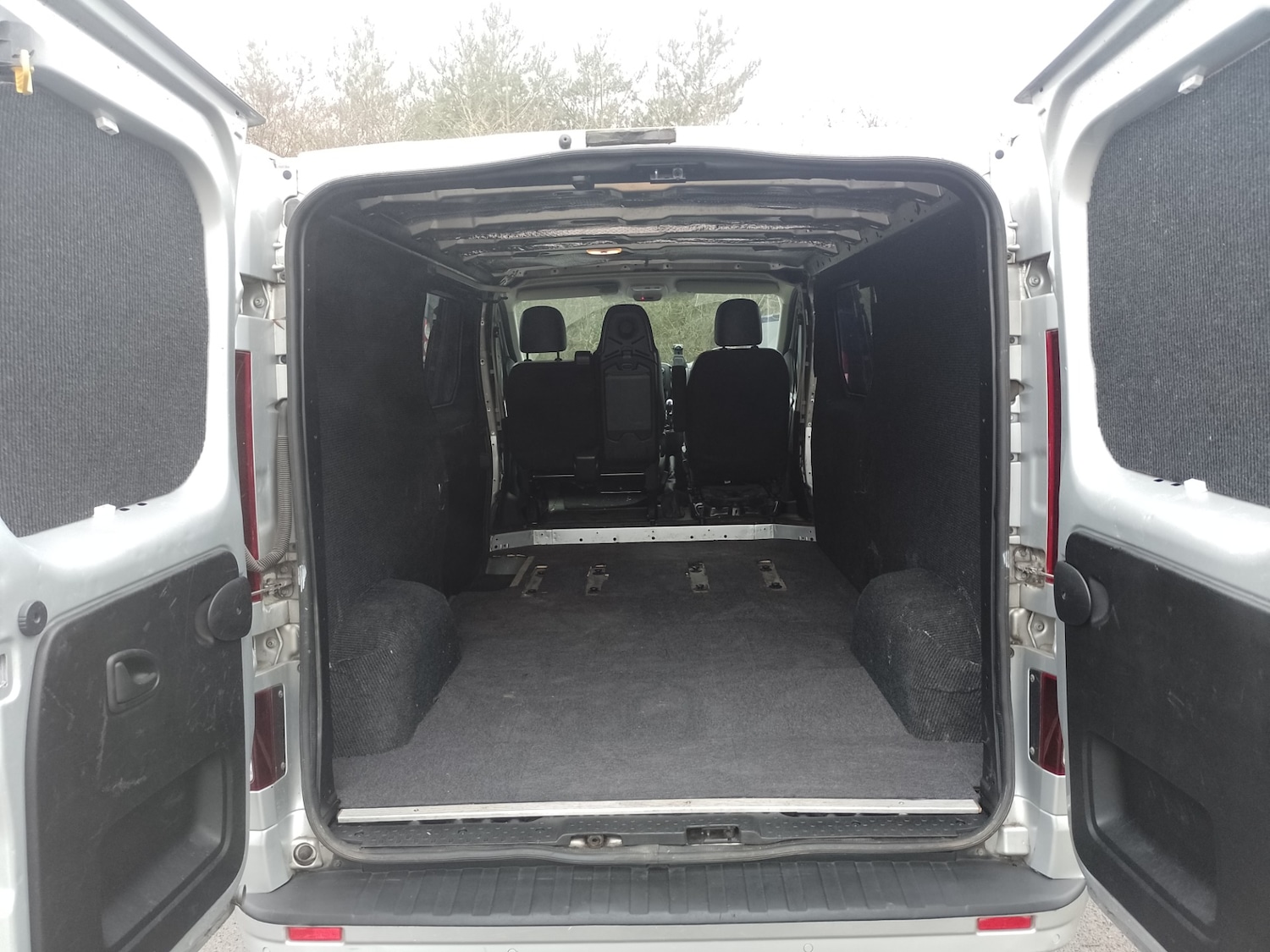 Used Vauxhall Vivaro 2017 for sale - 76807055: Photo 7