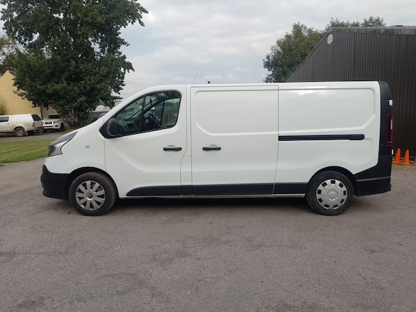 Used Renault Trafic 2018 for sale - 76102744: Photo 5